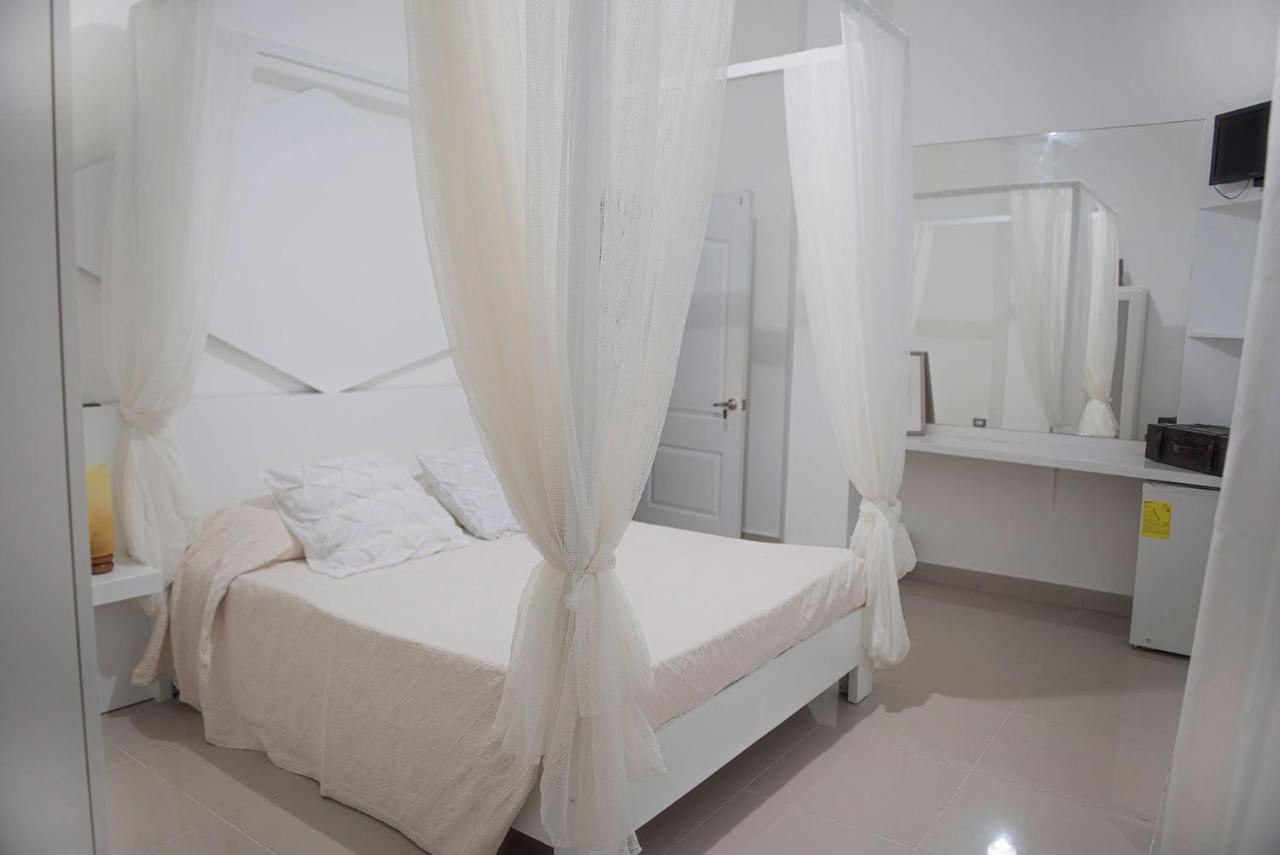 Hostal Mama Mambo - Zona Colonial Santo Domingo Eksteriør billede