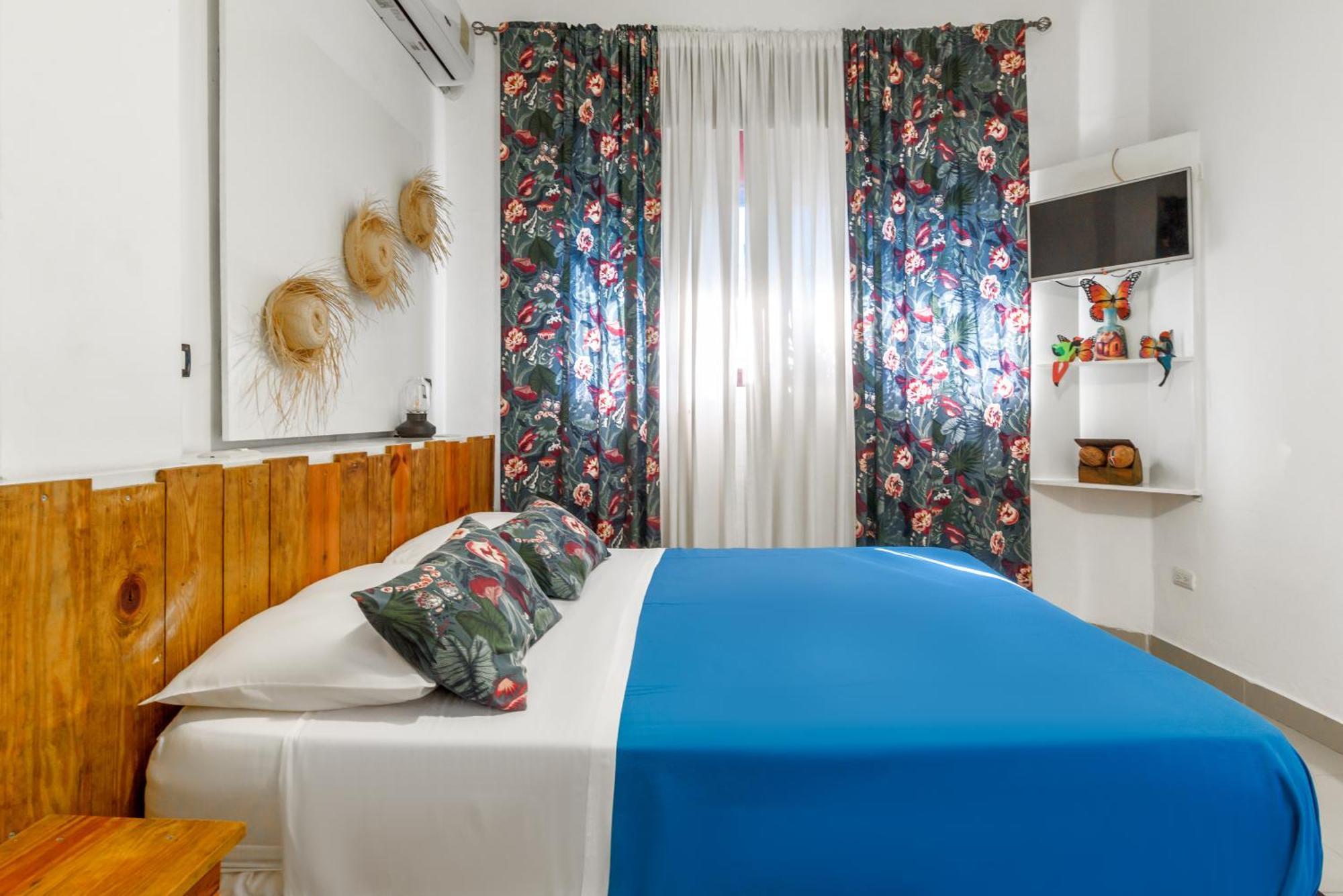 Hostal Mama Mambo - Zona Colonial Santo Domingo Eksteriør billede